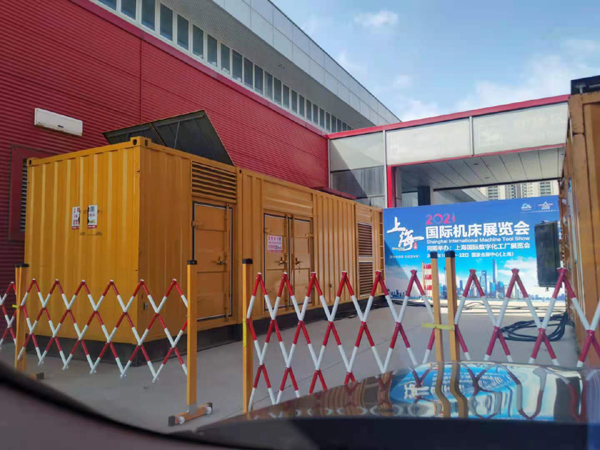 市南发电车出租-发电机无电压或电压太低怎么办？