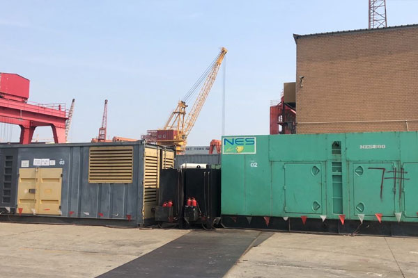 市南发电机出租空气滤清器的清洁频率是多少？